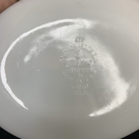 Vintage Fire King Oval HARVEST VEGETABLE Casserole Dish 1.5 Quart #433 1970s - Picture 6 of 10